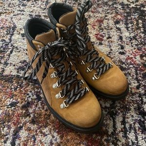 Sorel hiking boots